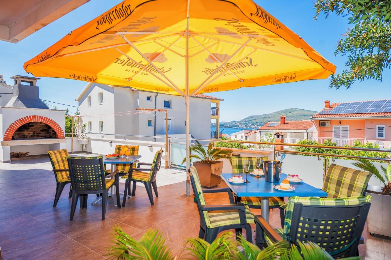 Villa Mihaela Trogir Exteriér fotografie