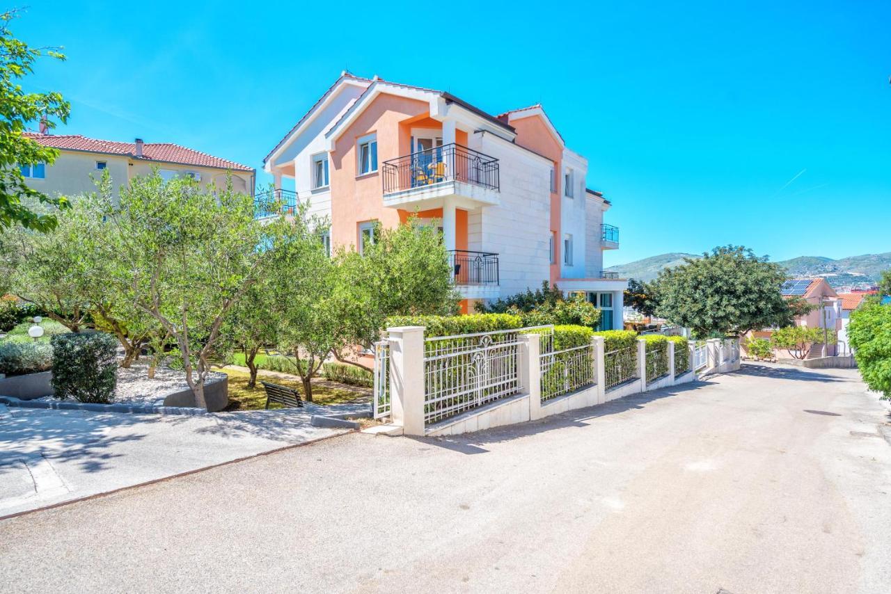 Villa Mihaela Trogir Exteriér fotografie